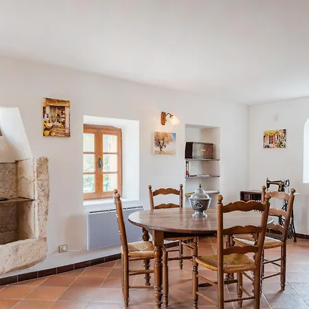 Holiday home Les Buisses - Petit