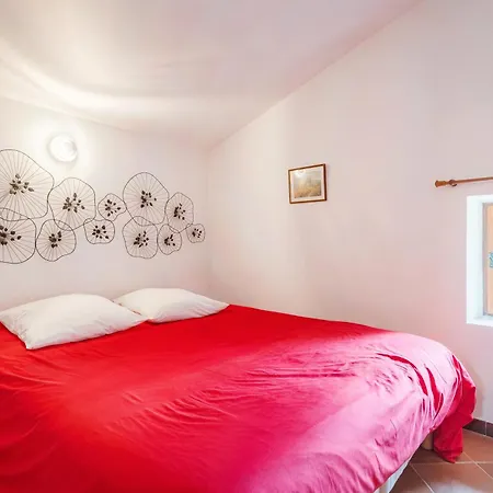 Holiday home Les Buisses - Petit *