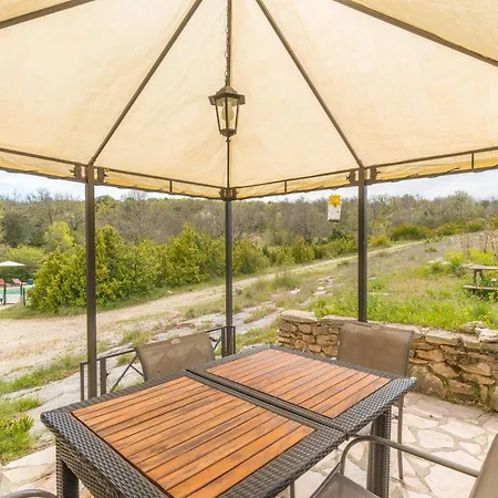 La Buisse - Petit Holiday home *