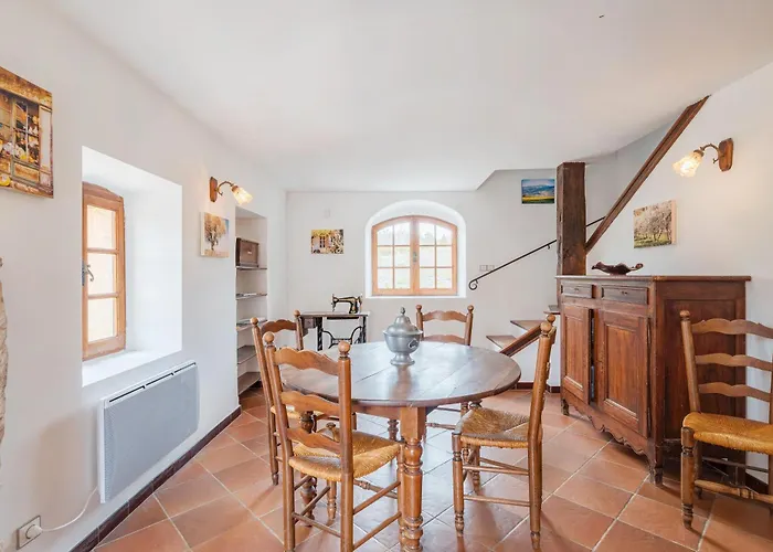 Holiday home La Buisse - Petit